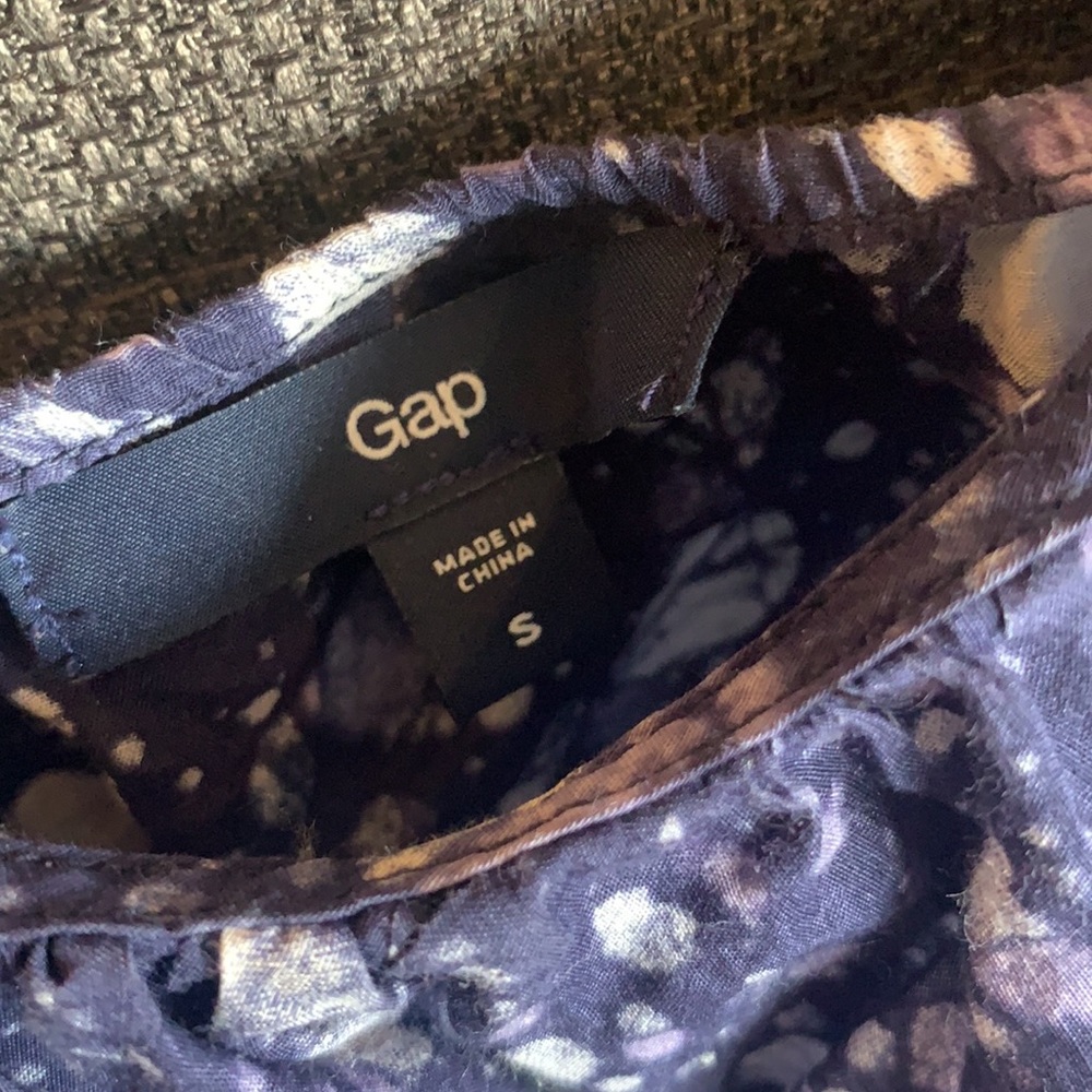 Blue patterned top - Picture 2 of 2